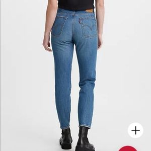 Levis Jean